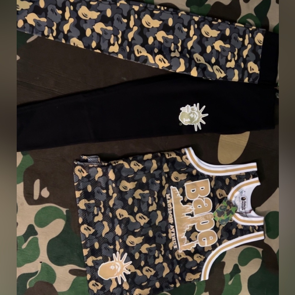 Bathing ape Madison ave suit